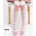 粉紅領結兔子條紋襪