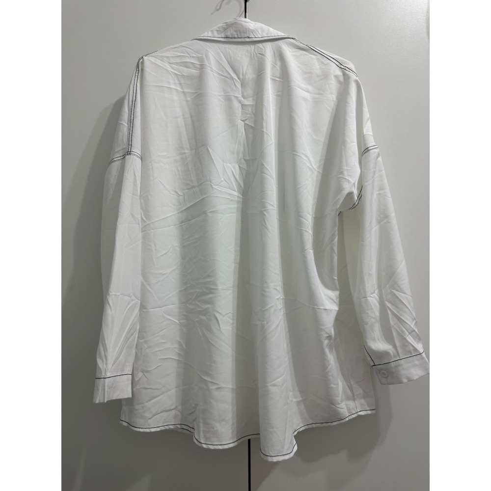 編號1 白色寬版車線長版雪紡襯衫 反車線造型 襯衫 白色上衣 雪紡上衣-細節圖2