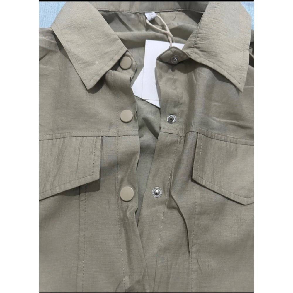 編號5  薄款襯衫 短板襯衫上衣 薄外套 罩衫襯衫 設計感短外套女夏季休閒高級感薄款上衣-細節圖3