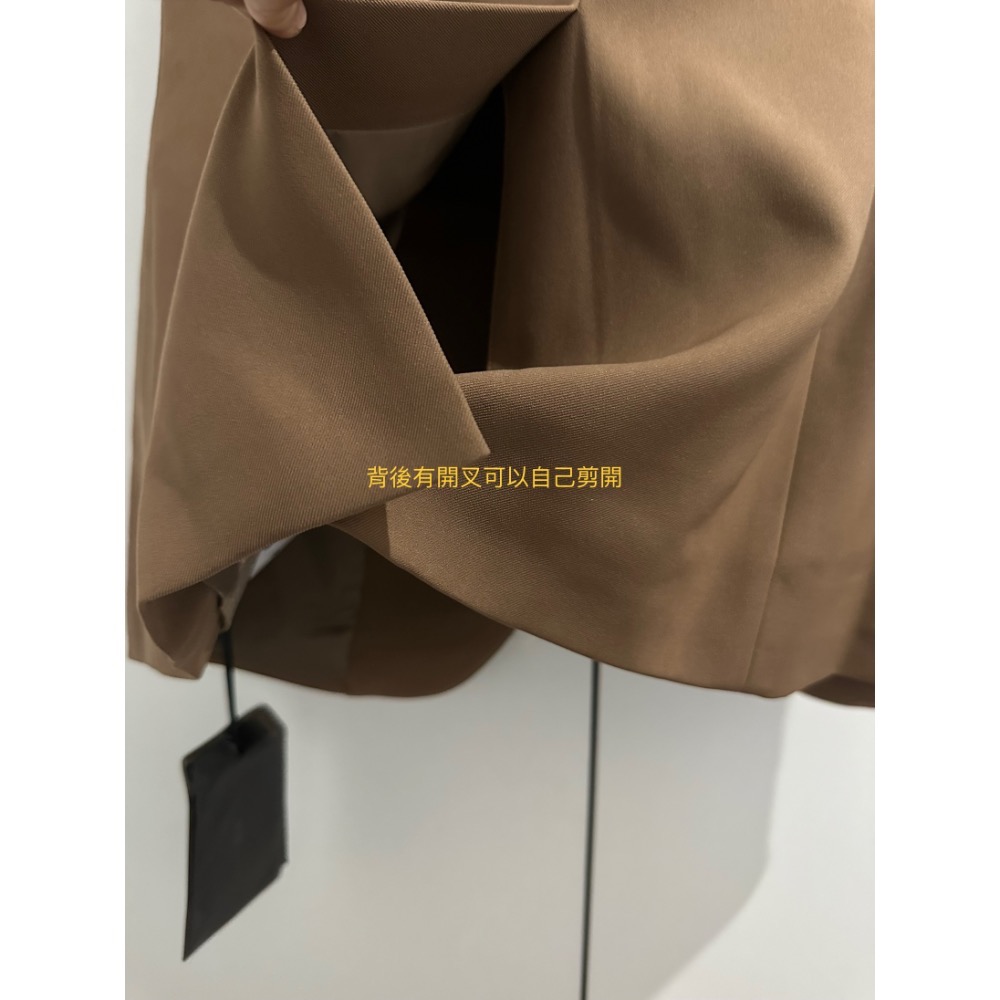 外銷款背心❤️‍🔥 咖色復古釦子設計墊肩超值感挺版長背心 時尚顯瘦減齡洋氣小眾設計感時尚外搭馬甲背心坎肩針織背心-細節圖2
