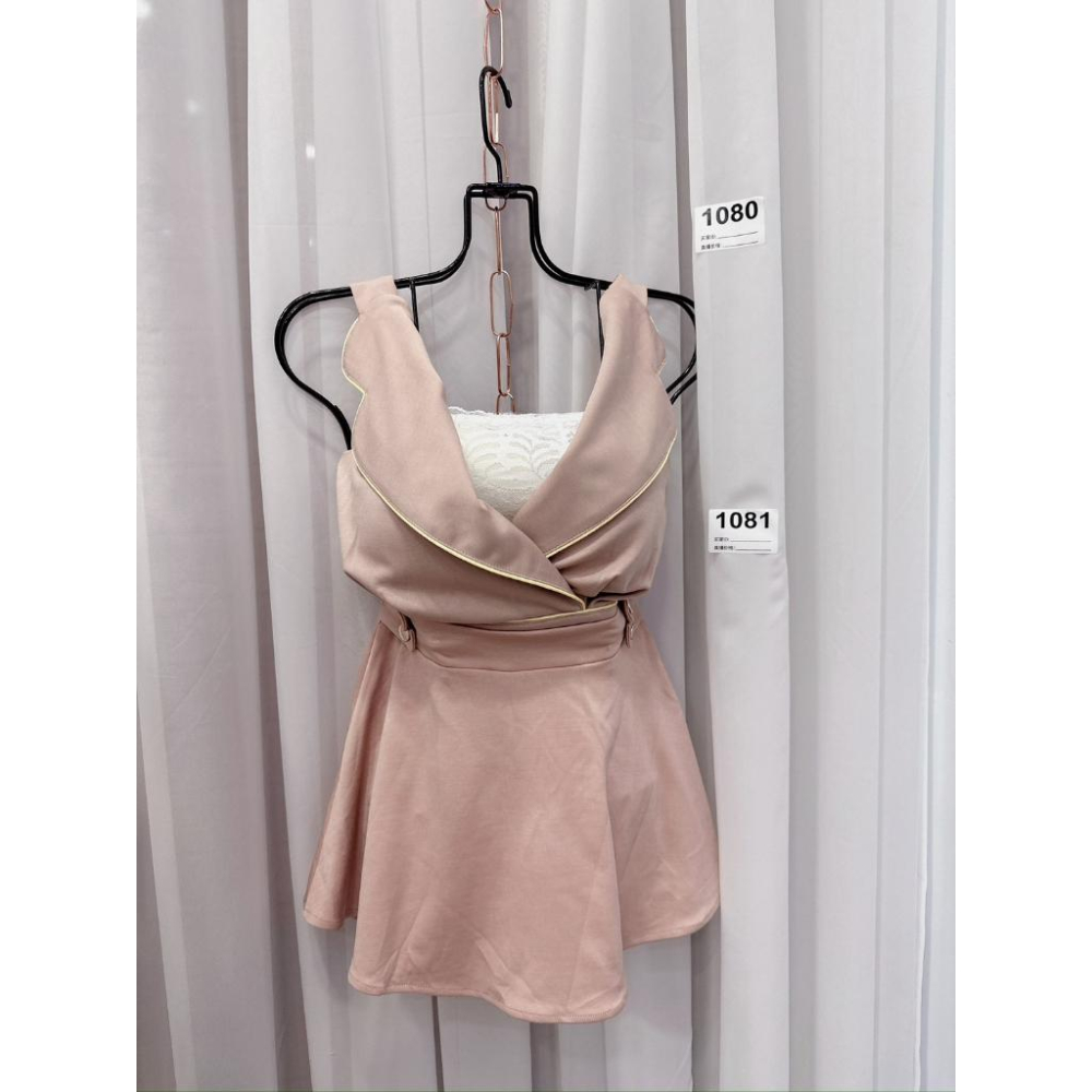 YAN女裝現貨實拍 獨家款滾邊配色翻領衣 罩杯背心 百搭 辣妹 配色-細節圖2