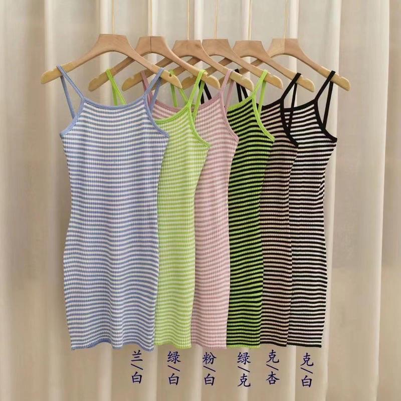 YAN台灣女裝現貨 條紋洋裝 基本款洋裝 包臀洋 彩色方塊 ootd aifei-細節圖4