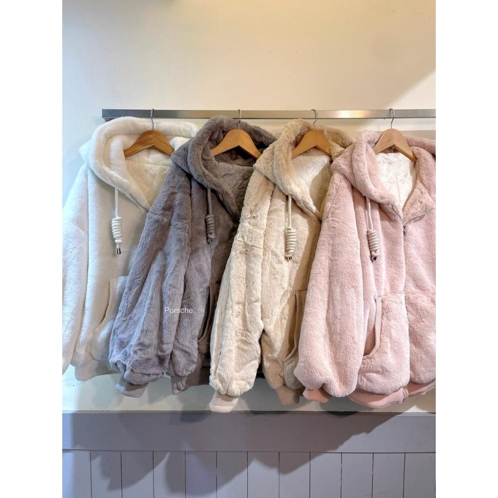 【台灣現貨有實體店面】熊寶寶外套!口袋 中長款 連帽 外套 毛毛外套 熊寶寶外套 百搭 顯瘦 鋪棉 彩色方塊 毛海-細節圖3