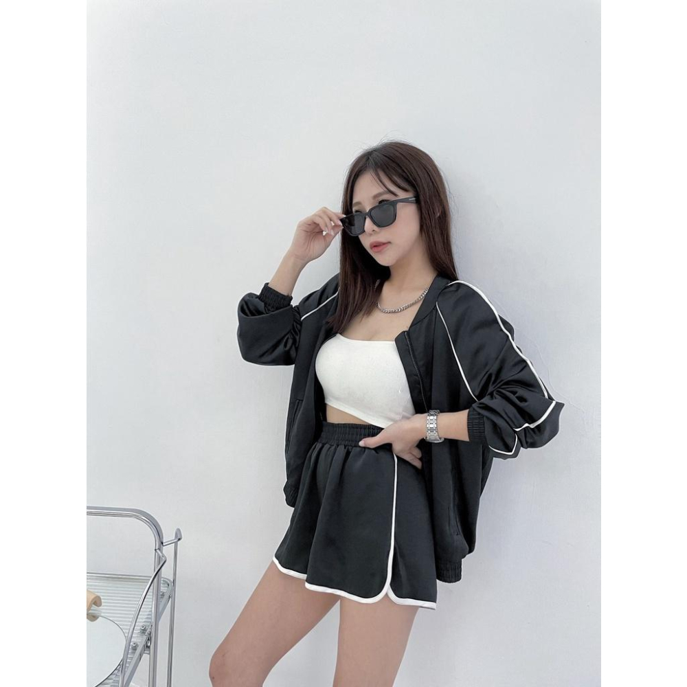 現貨!質感緞面套裝🔥 自訂款 套裝 休閒 運動 顯瘦 百搭 素面 套裝 外套 韓國 韓風  INS 彩色方塊 OOTD-細節圖4