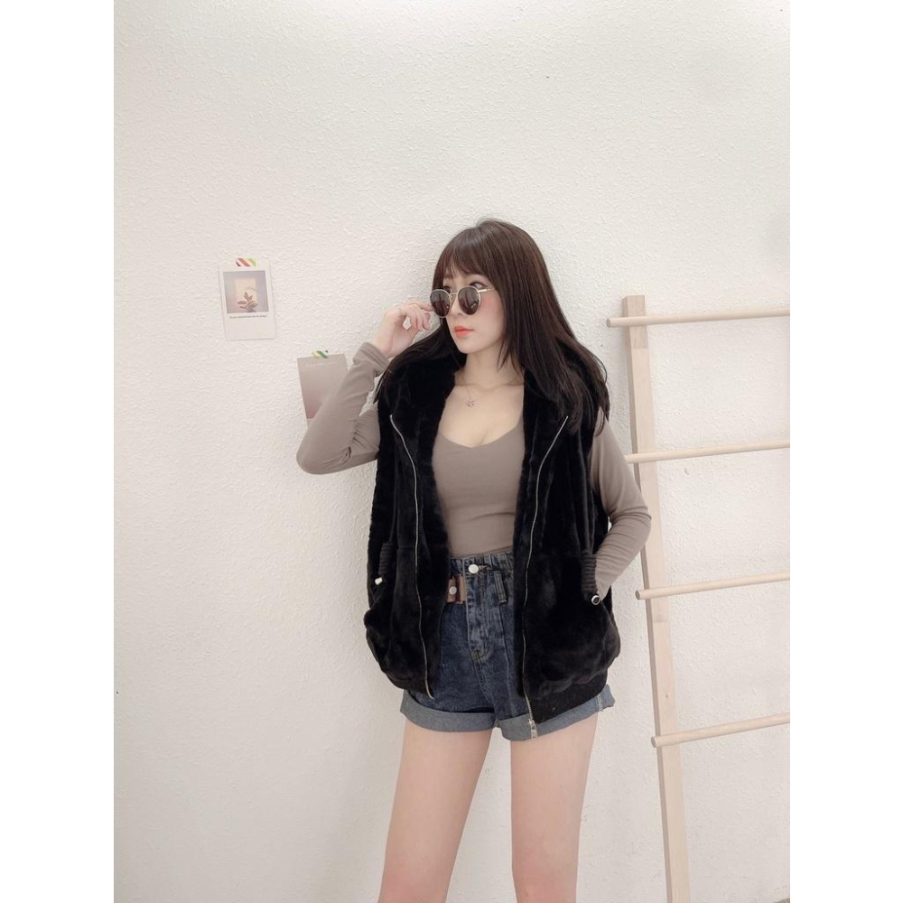 現貨~獨家款!韓版 秋冬必備 超可愛 熊寶寶 舒服 保暖 抽繩 連帽 寬鬆 背心 熊寶寶背心 彩色方塊 OOTD-細節圖5