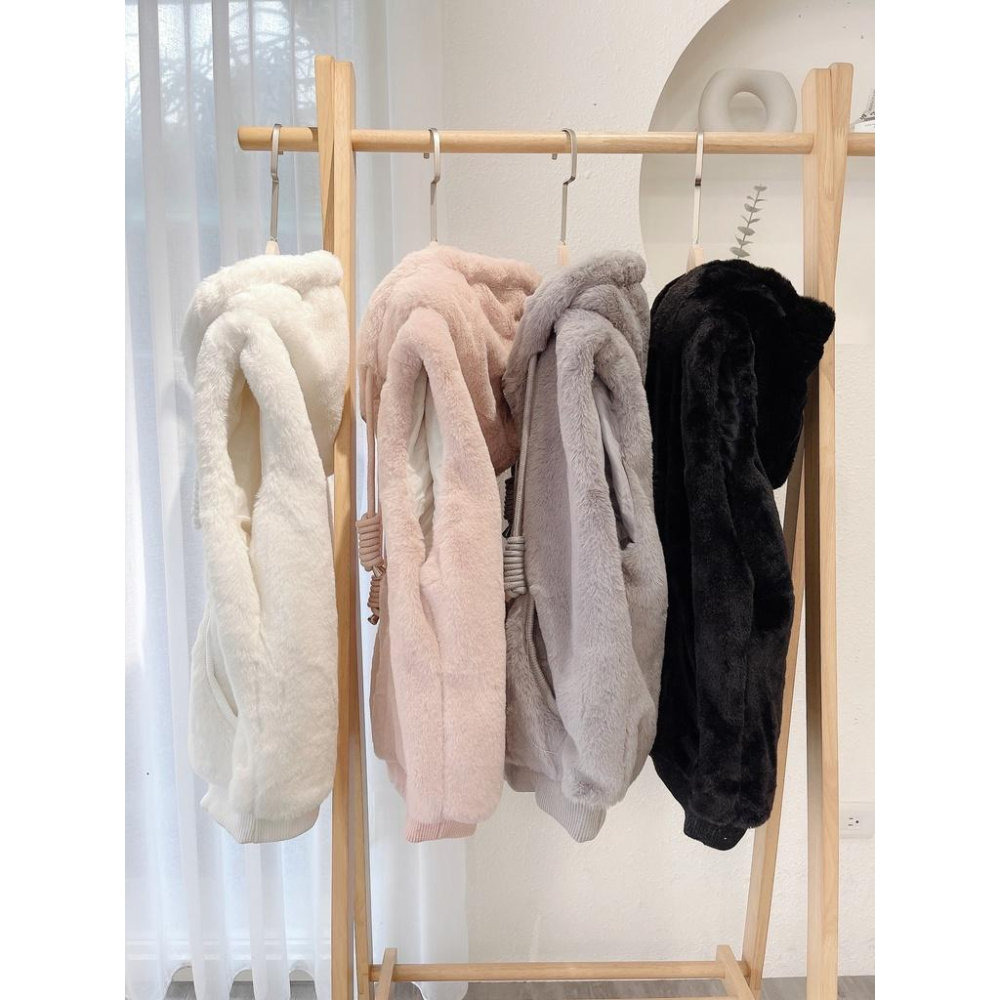 現貨~獨家款!韓版 秋冬必備 超可愛 熊寶寶 舒服 保暖 抽繩 連帽 寬鬆 背心 熊寶寶背心 彩色方塊 OOTD-細節圖6