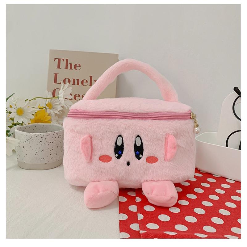 🆈🅰🅽現貨秒出 痞幼同款~粉嫩可愛毛絨化妝包女大容量卡通便攜收納包旅行盥洗包-細節圖4