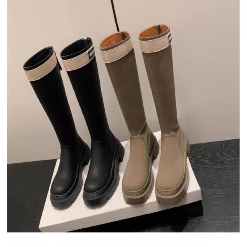 🆈🅰🅽現貨實拍 黑色長靴女2023秋冬新款拼色字母休閒長靴英倫風厚底高筒騎士靴-細節圖6