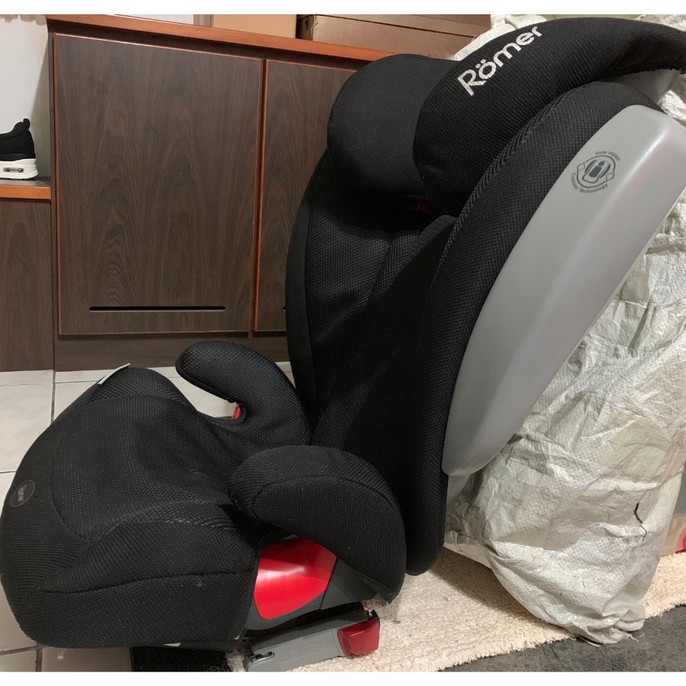 ［Britax römer]德國知名品牌汽車兒童安全座椅（黑） 附贈價值1000元的套子-細節圖2