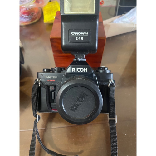 賣 RICOH（理光）KR10相機 XR RIKENON f2.2 55mm鏡頭 CROWN246閃光燈