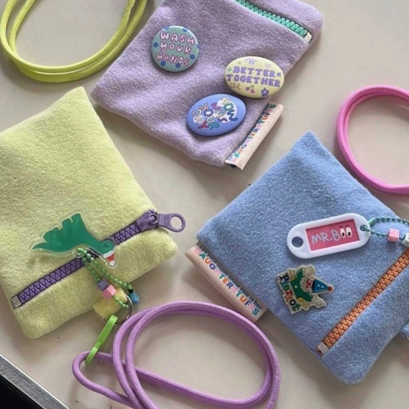 [DAUGHTERSTUFFS] 胸章 胸針 別針 裝飾 小物 小包包 文創 泰國 泰國代購 偷偷摸摸🐢-細節圖2