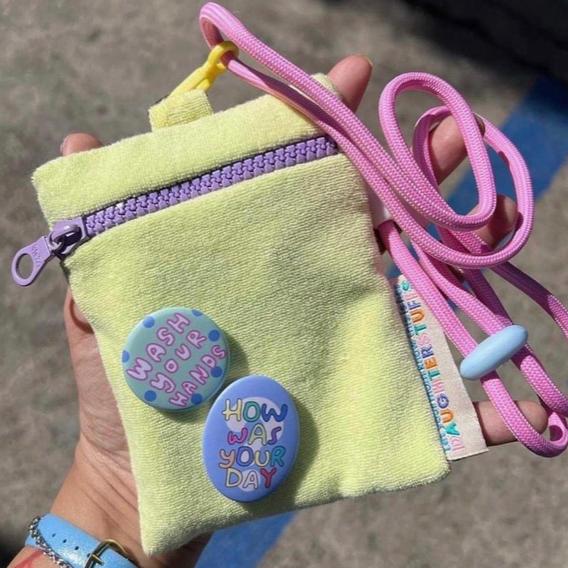 [DAUGHTERSTUFFS] 胸章 胸針 別針 裝飾 小物 小包包 文創 泰國 泰國代購 偷偷摸摸🐢-細節圖6