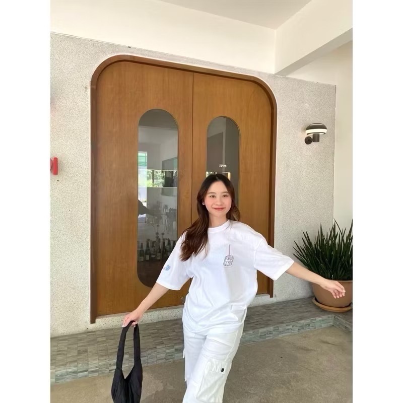 偷偷摸摸🐢 短袖 女生上衣 泰國代購 心碎小狗 dog 狗狗 T恤 拖把狗  泰國品牌 泰國 🇹🇭-細節圖4