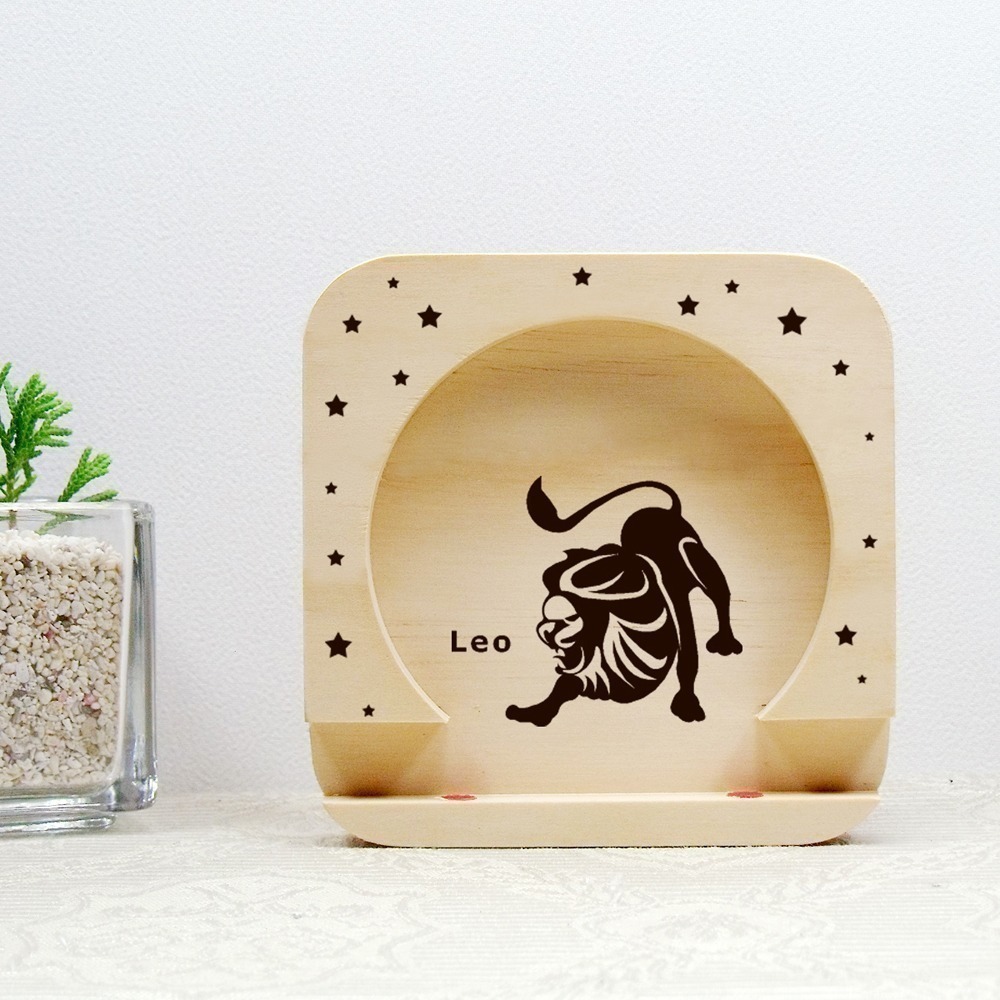 【Special】mayo SPRUCE 星座 スウェット 獅子座 XL Special】mayo SPRUCE 星座 スウェット 獅子座 XL