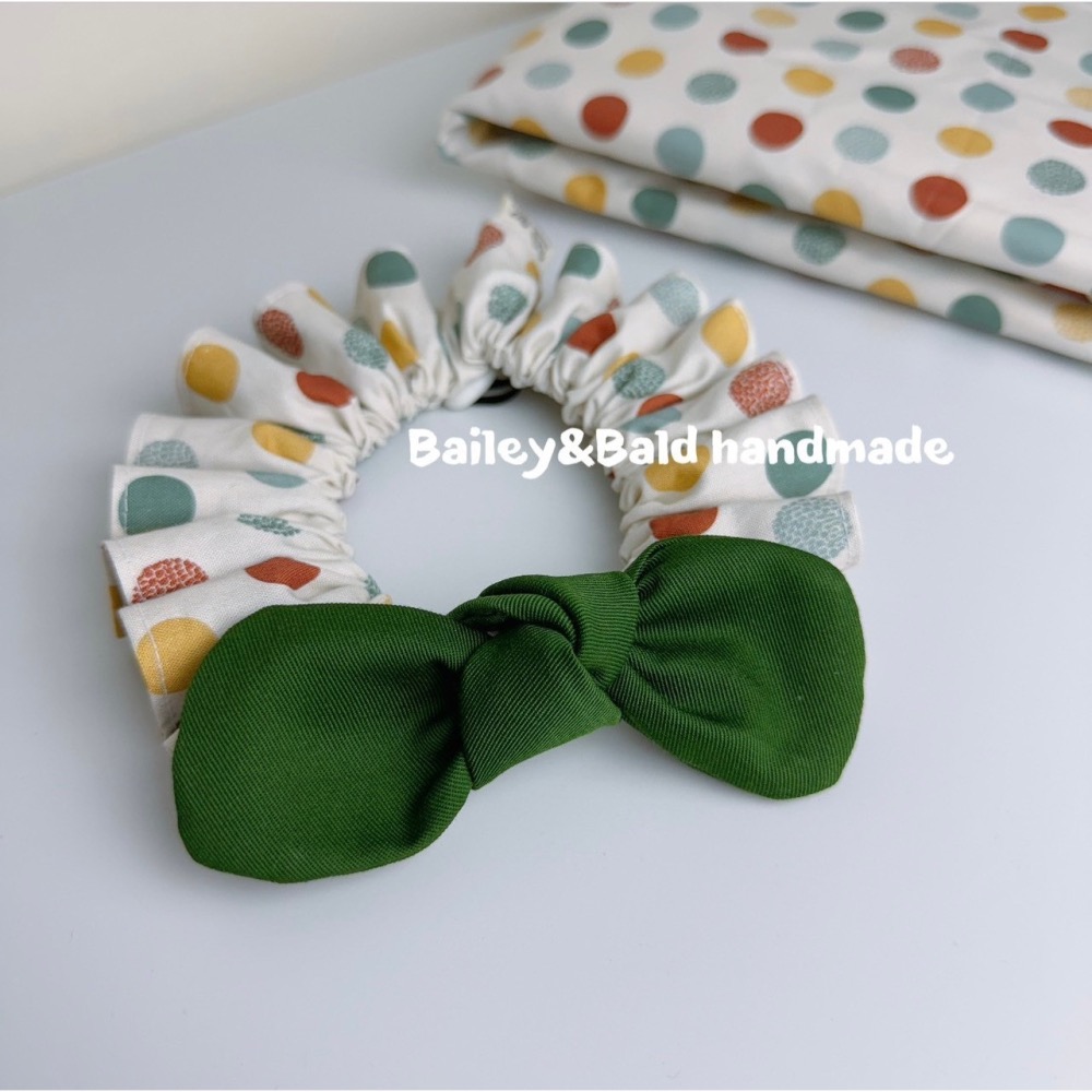 聖誕節-復古點點|寵物花圈|貝利和光頭妹手作領巾-細節圖3