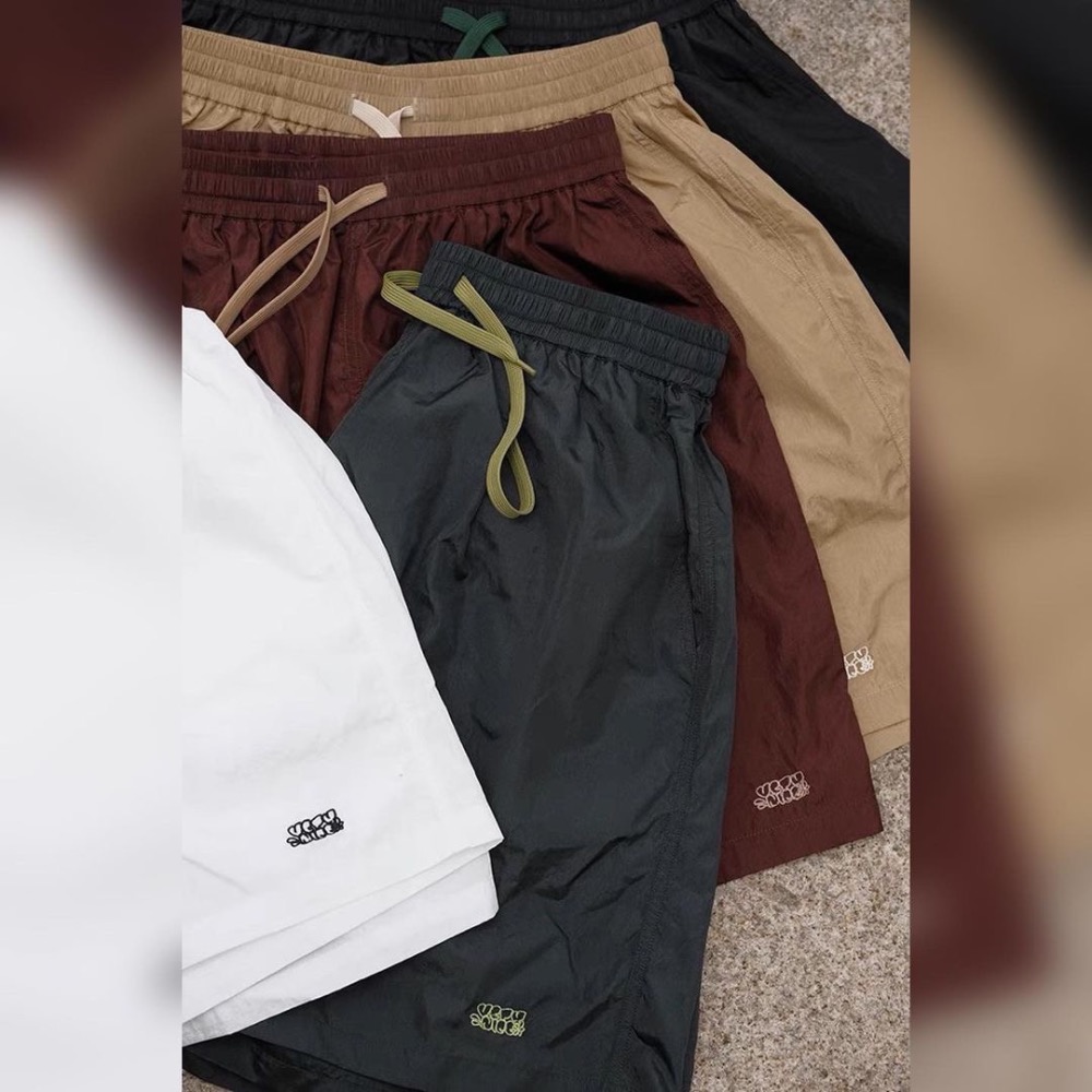 五色入夏金属感速乾抽繩寬鬆直筒五分休閒短褲-細節圖2