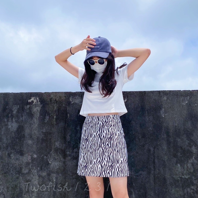 Tfs實拍🔥現貨現貨🔥繽紛 🌈 超多色 短袖露肚上衣 短版上衣 露擠-細節圖2