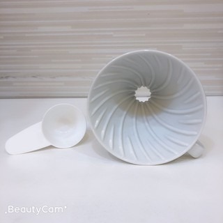 日本 Hario V60 白色 陶瓷 圓錐 濾杯 1~4杯(型號：VDC-02W)-細節圖2