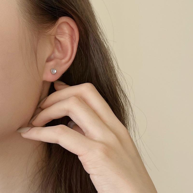 【LTMK】 現貨  | B5 | 925 純銀 迷你愛心月光石 耳環 鎖珠耳環 鎖式耳環 耳釘 耳針 細針-細節圖7