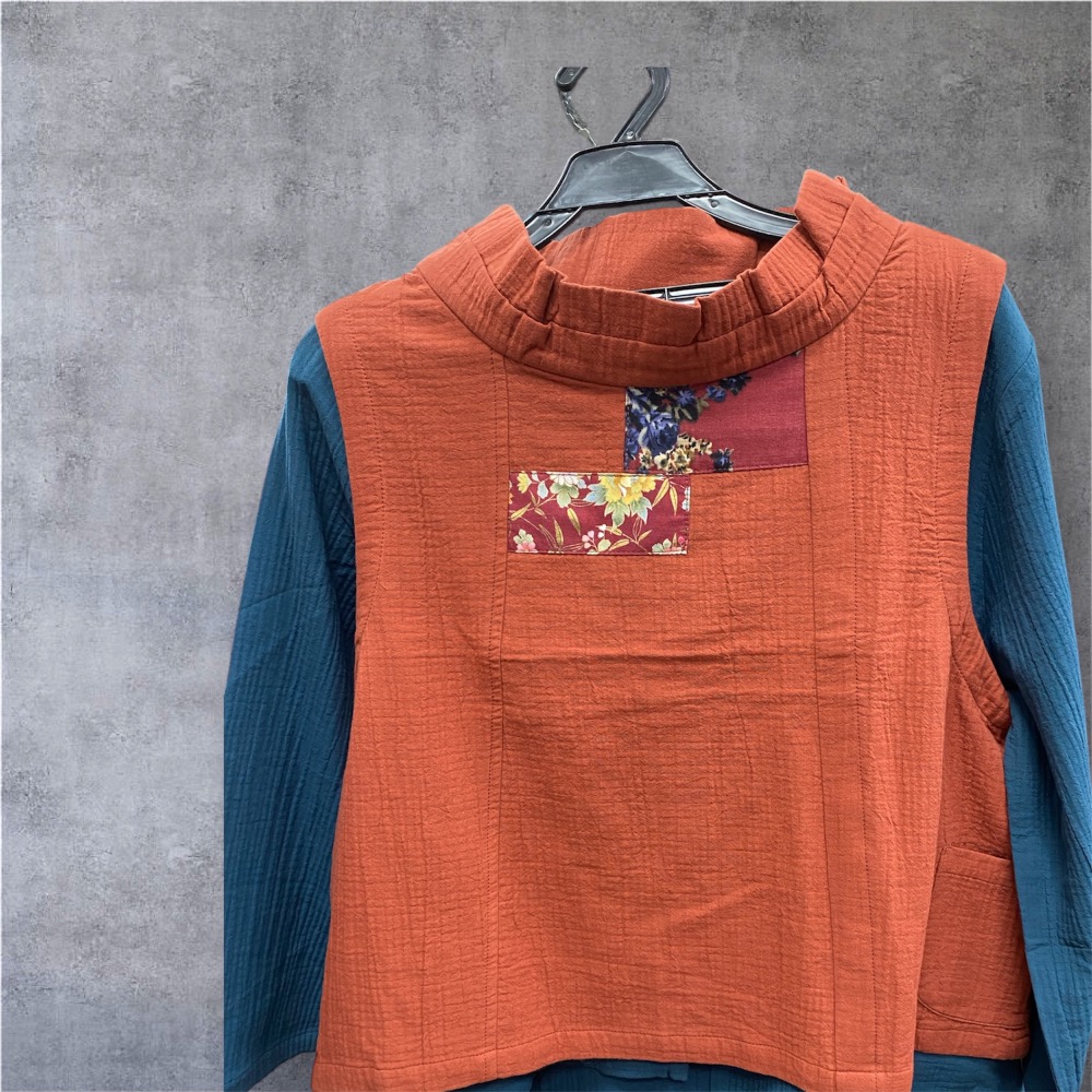 左秋禪職人棉麻切接古花背心-細節圖2