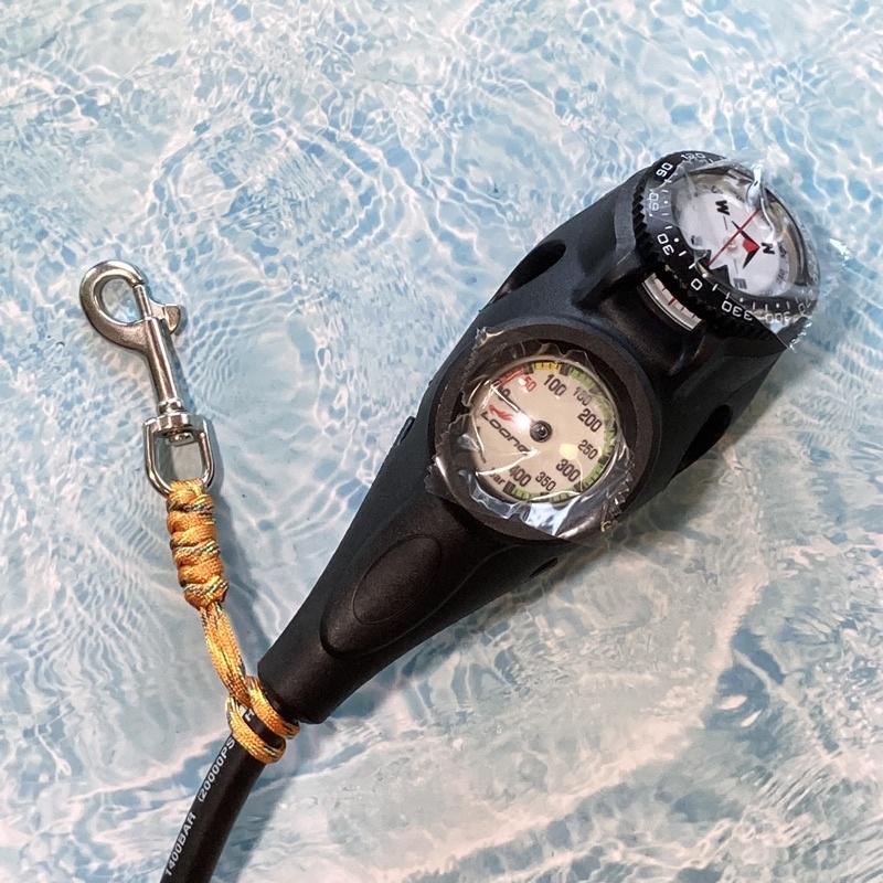 潛水裝備萬用白鐵掛鉤+綁繩 單頭鉤掛鉤 不鏽鋼扣 調節器掛鉤 殘壓錶掛鉤 備二掛鉤 單頭鉤扣繩 失手繩功能-細節圖6