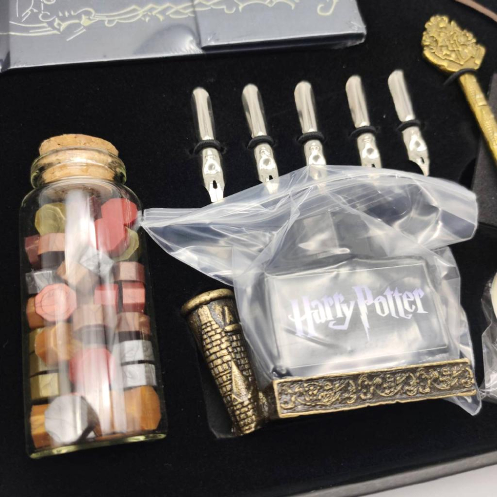 🔥少量現貨🔥超精美 復古 英倫風 筆記本 羽毛筆 沾水筆 火漆章 哈利波特周邊 文具用品 生日禮物 交換禮物【毛毛的店】-細節圖7
