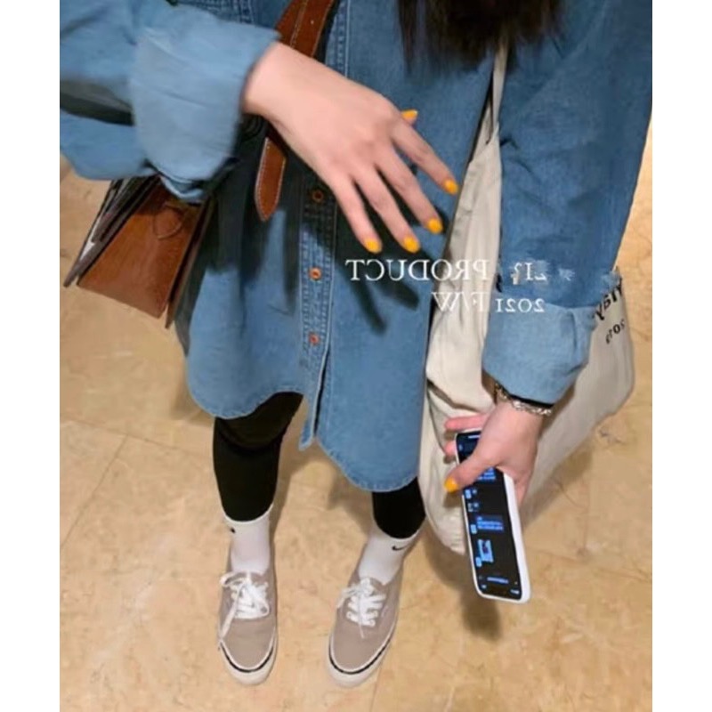 蘿絲車庫：現貨 秋季🍂 文青感男友風牛仔襯衫外套-細節圖2