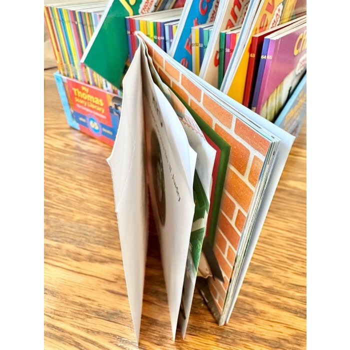 蘿絲車庫：二手 盒裝 湯馬士小火車65本讀本-細節圖8