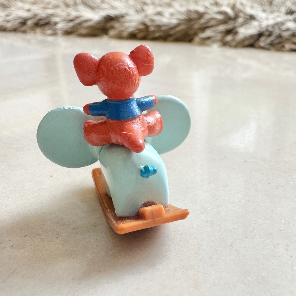蘿絲車庫：復古扭蛋玩具 絕版迪士尼 小飛象與小袋鼠-細節圖3