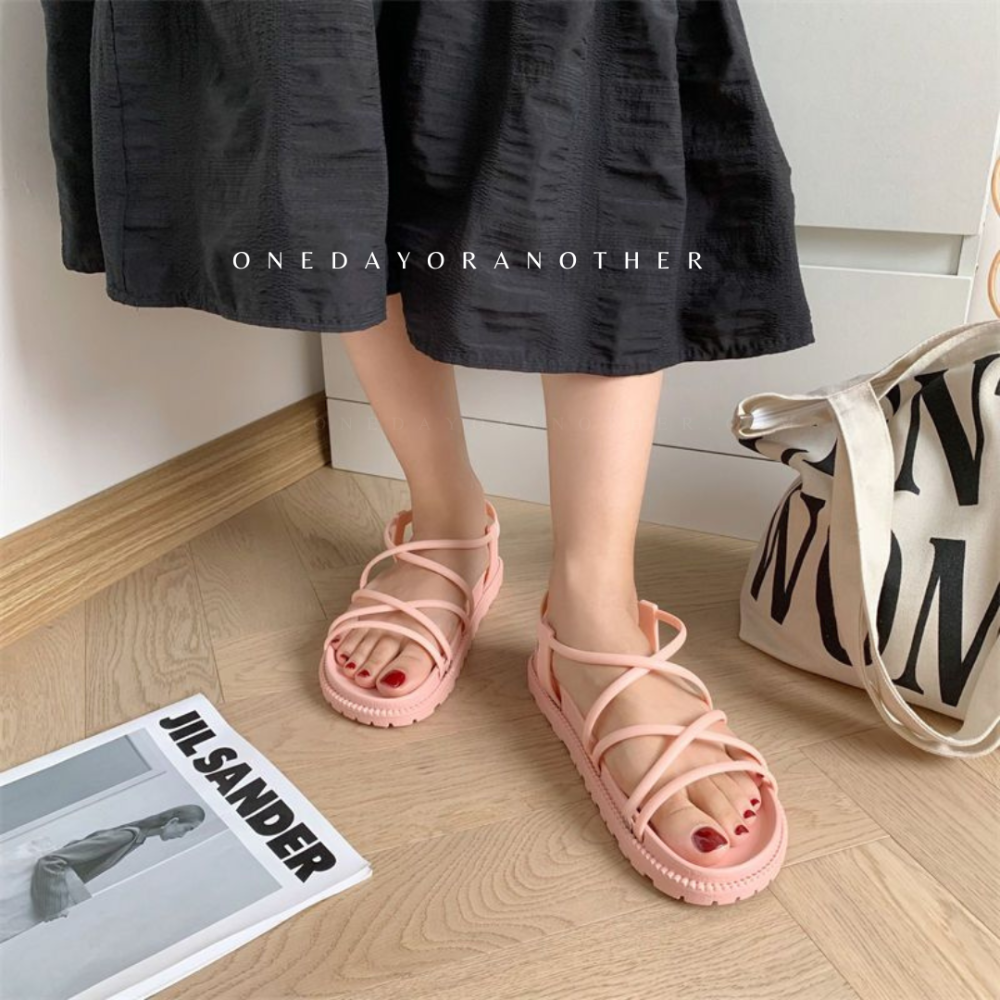 防水涼鞋 整雙防水 交叉細帶涼鞋 羅馬涼鞋女 平底厚底涼鞋 鬆糕學生涼鞋 百搭平底涼鞋 原宿風涼鞋 厚底涼鞋防滑鞋-細節圖6