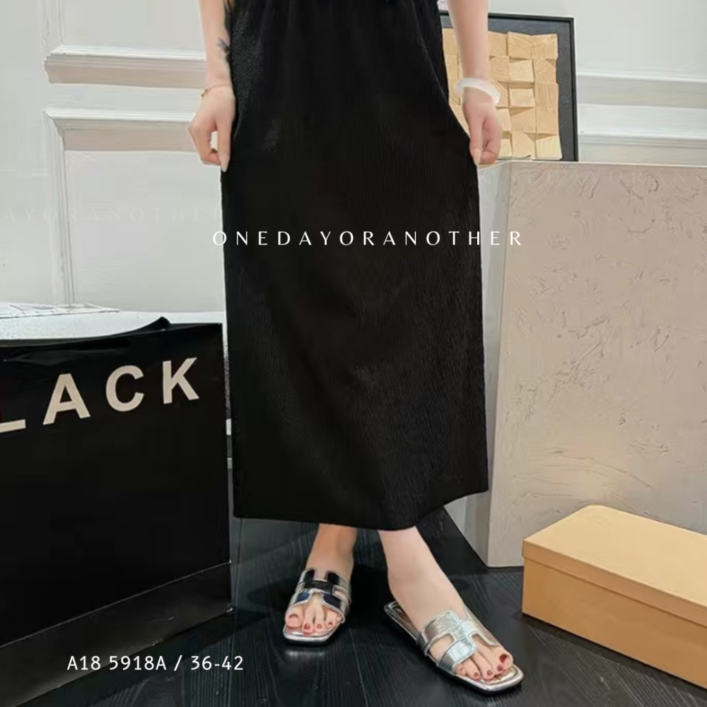 台灣現貨🇹🇼大尺碼42♥️H字大牌感平底拖鞋 舒適軟底 輕巧穿脫方便 平底涼鞋一字帶 h拖鞋 h涼鞋 皮拖鞋 591-細節圖2