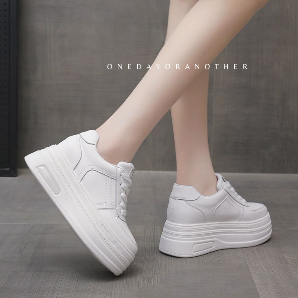 小隻女心機必備♥️厚底小白鞋 休閒鞋 增高鞋 內增高女鞋 鬆糕鞋 厚底小白鞋 防滑 舒適柔軟 增高 厚底 學生鞋6803-細節圖6