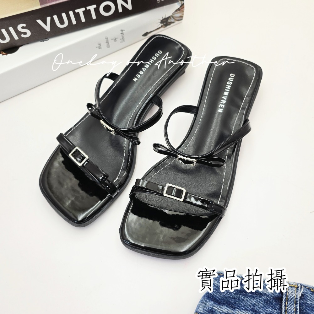 韓國東大門 立體蝴蝶結涼拖鞋 一字二字 外出拖鞋 溫柔仙女風 粗跟高跟鞋 百搭涼鞋 露趾涼鞋 通勤度假涼拖 116-規格圖7