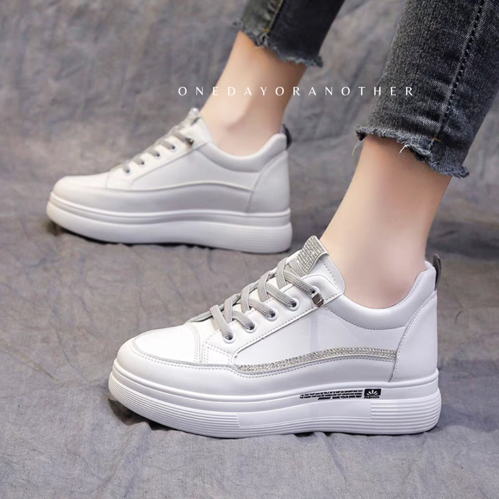 現貨♥️台灣出貨 免綁鞋帶 百搭內增高厚底小白鞋 內增高 厚底鞋 休閒鞋 綁帶小白鞋 超纖柔軟舒適 老爹鞋 X6101-細節圖4