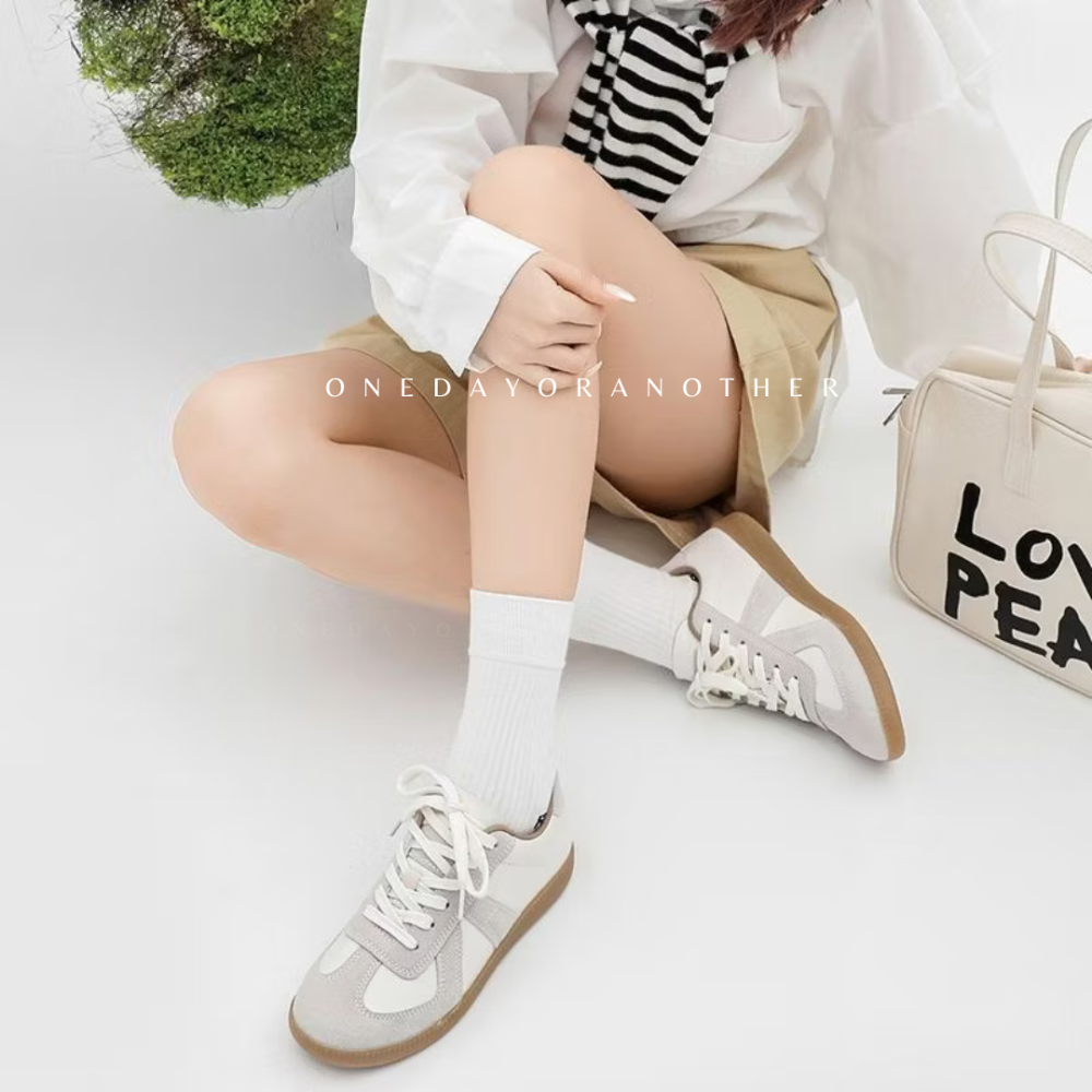 大尺碼36-44 韓國東大門 德訓小白鞋 韓版ins潮 情侶款 舒適透氣 軟底 小白鞋 網美鞋 帆布鞋 平底鞋 D02W-細節圖5