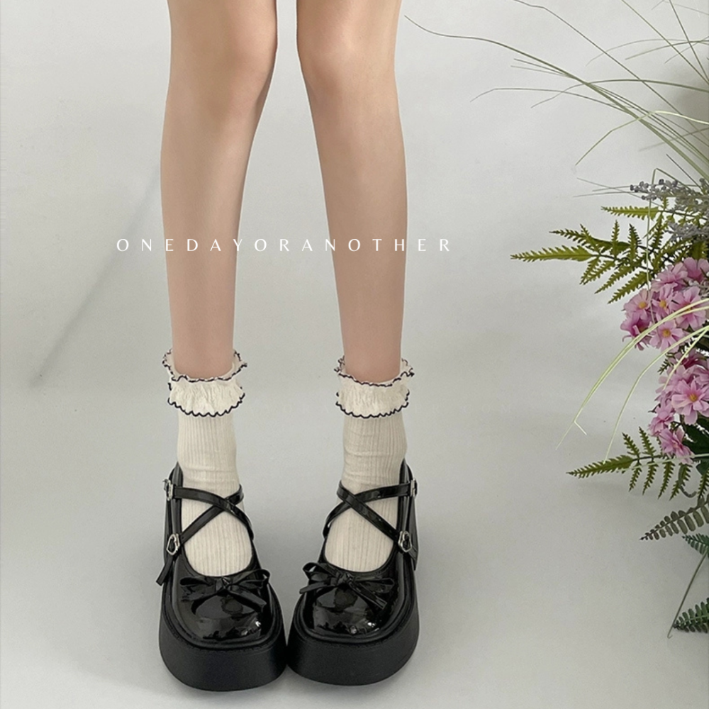 Jennie同款♥️韓國東大門 蝴蝶結 軟皮革 復古 溫柔 厚底鞋 增高 學院風 設計款 芭蕾舞鞋 瑪麗珍鞋 D5566-細節圖6