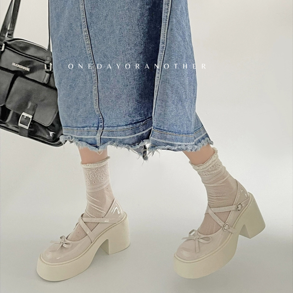 Jennie同款♥️韓國東大門 蝴蝶結 軟皮革 復古 溫柔 厚底鞋 增高 學院風 設計款 芭蕾舞鞋 瑪麗珍鞋 D5566-細節圖9