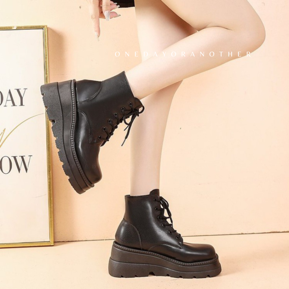厚底綁帶馬丁靴 馬丁靴 短靴 馬靴 靴子 厚底增高靴 英倫風繫帶 增高鞋 厚底鞋 綁帶厚底短靴 厚底綁帶短靴 D7046-細節圖7
