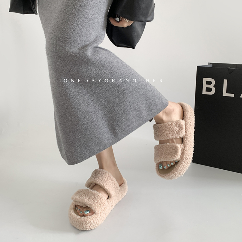 韓國東大門 羊羔毛魔鬼氈拖鞋 毛毛拖鞋 保暖拖鞋 居家拖鞋 室內拖鞋 外穿拖鞋 加厚 毛絨鞋 厚底 冬天拖鞋 301-7-細節圖9