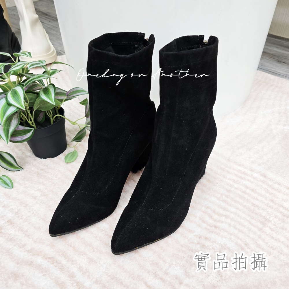 韓版尖頭高跟瘦瘦靴 韓版短靴 尖頭 短靴 襪靴 粗跟 韓國靴 襪靴 中筒靴 小短靴 麂皮絨面 粗跟短靴 後拉鍊AC658-規格圖9