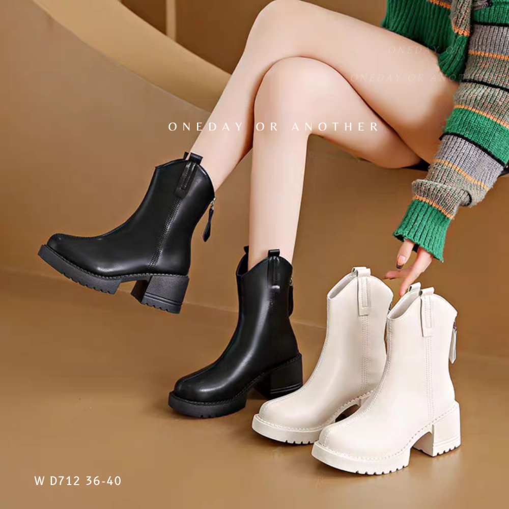 素面V口中筒馬丁靴 厚底粗跟短靴 厚底短靴 踝靴 韓版靴 瘦瘦靴 切爾西靴 英倫靴 硬挺皮 後拉鍊 復古靴 D712-細節圖2