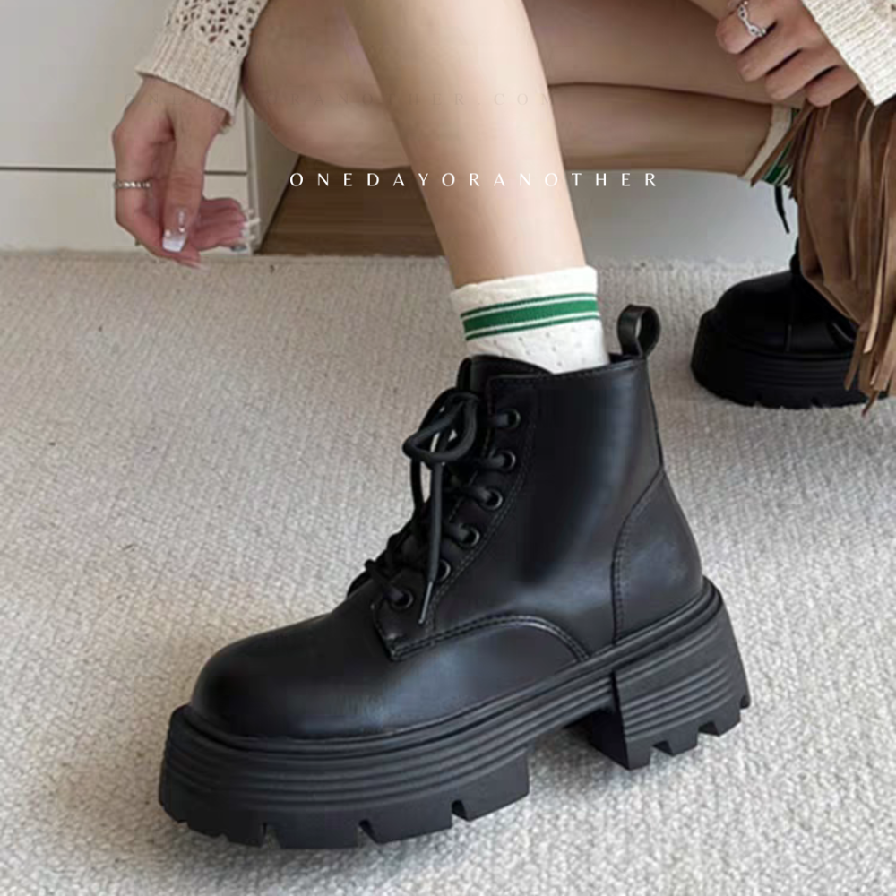 厚底綁帶馬汀短靴 中筒靴 厚底靴 切爾西靴 鬆糕靴 靴子 中筒靴 瘦瘦靴 騎士靴 英倫靴 短靴 顯瘦修飾 帥氣AC349-細節圖5
