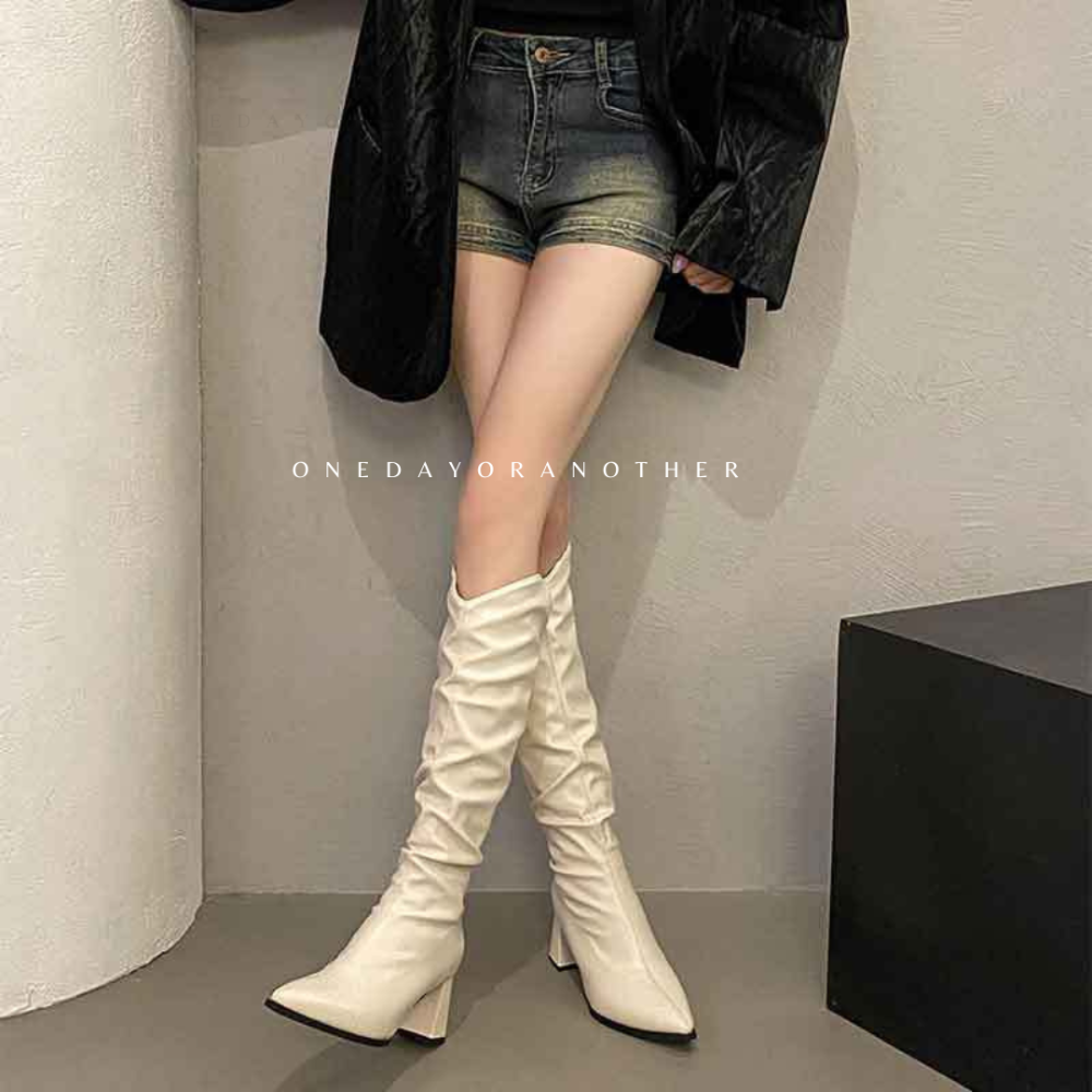 顯瘦抓皺V口尖頭粗跟長靴 尖頭皮靴 V口靴 高筒靴 長靴 靴子 膝下靴 高跟長靴 騎士靴 素面長靴 粗跟靴D2294-細節圖6