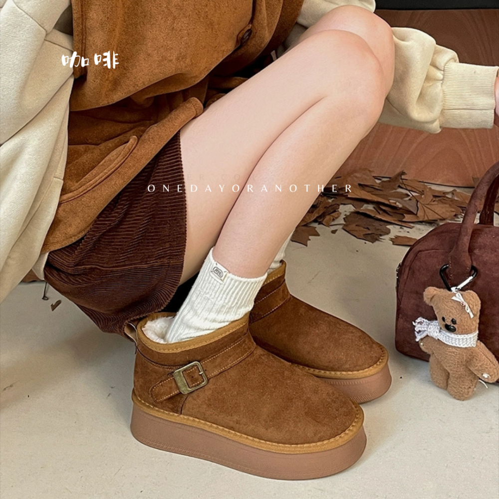 金屬釦可愛內刷毛厚底短靴 加絨加厚保暖 舒適好穿 毛絨短靴 短筒雪靴 短靴 雪靴 雪地靴 保暖靴 保暖棉鞋 2505-細節圖6