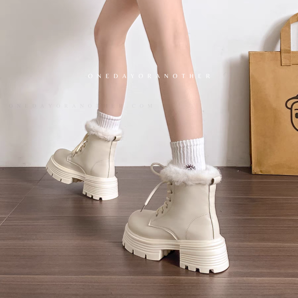 大尺碼36-42 韓版毛毛馬丁靴 加絨加厚保暖雪地靴 防水靴 粗跟靴 中筒靴 厚底靴 英倫靴 短靴 瘦瘦靴 0966-細節圖6