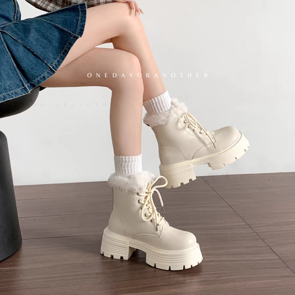 大尺碼36-42 韓版毛毛馬丁靴 加絨加厚保暖雪地靴 防水靴 粗跟靴 中筒靴 厚底靴 英倫靴 短靴 瘦瘦靴 0966-細節圖7