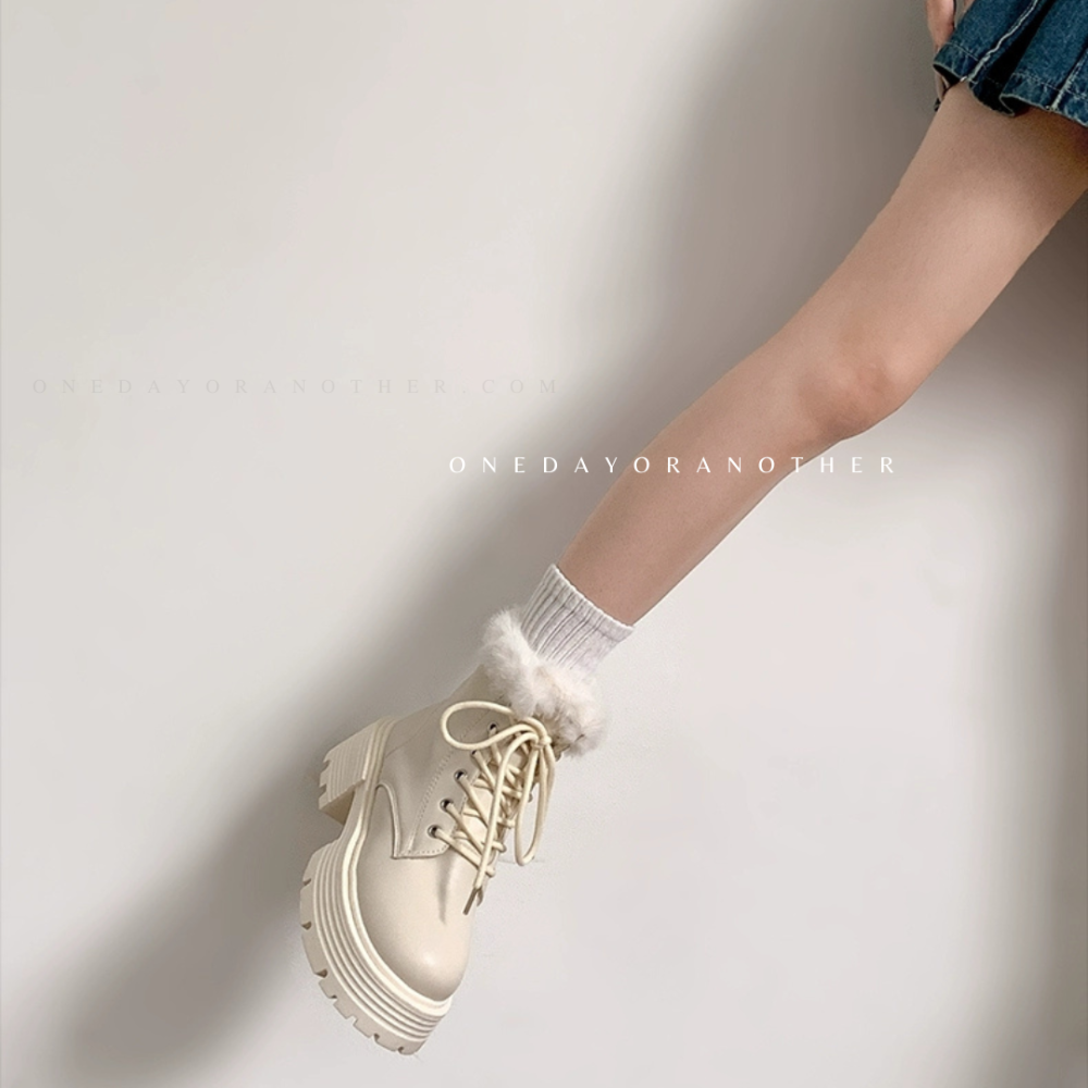 大尺碼36-42 韓版毛毛馬丁靴 加絨加厚保暖雪地靴 防水靴 粗跟靴 中筒靴 厚底靴 英倫靴 短靴 瘦瘦靴 0966-細節圖9