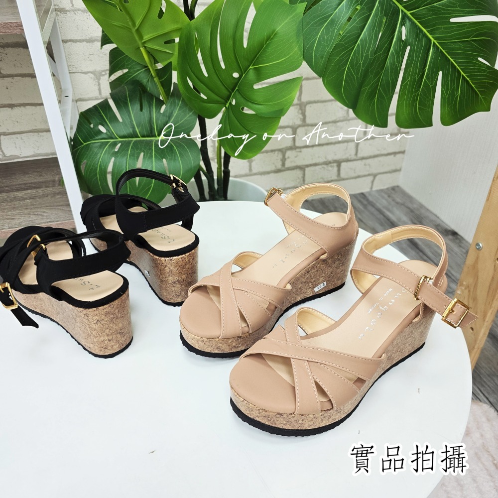 MIT台灣手工鞋 交叉一字帶簍空扣帶涼鞋 鬆糕涼鞋 厚底交叉 厚底涼鞋 厚底拖鞋 楔形涼鞋 高跟涼鞋 坡跟涼鞋 303-細節圖3