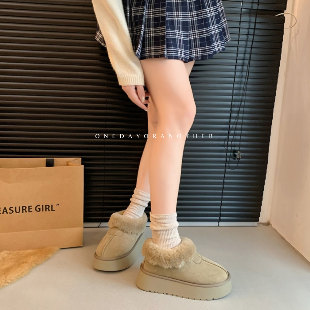 韓國東大門 可愛麂皮毛毛圓頭雪靴 舒適保暖雪靴 厚底毛毛雪靴 內刷毛羊羔毛 雪地靴 增高 厚底 短筒 保暖靴 9901-細節圖10