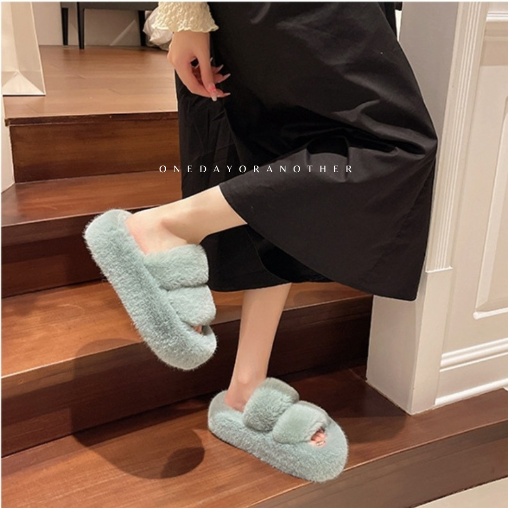 大尺碼36-42 厚底毛毛拖鞋 毛絨厚底拖鞋 毛毛拖 毛毛鞋 毛絨鞋 拖鞋 厚底拖 室內鞋 保暖拖 冬天拖鞋 9417-細節圖7